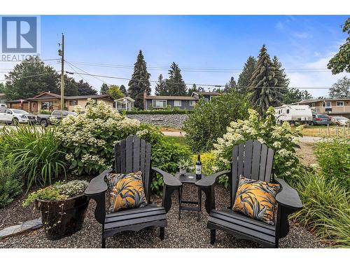 1841 2Nd Avenue Se, Salmon Arm, BC - Outdoor