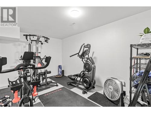 1841 2Nd Avenue Se, Salmon Arm, BC - Indoor Photo Showing Gym Room