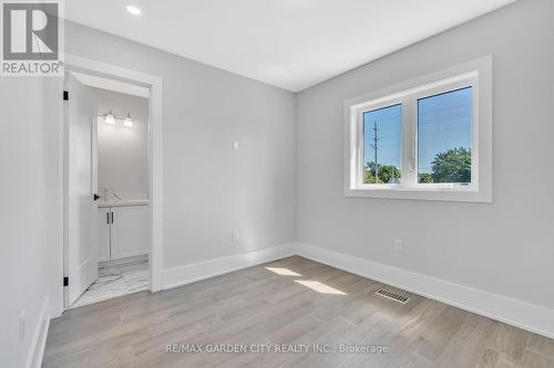 86 Beland Avenue N, Hamilton (Mcquesten), ON - Indoor Photo Showing Other Room