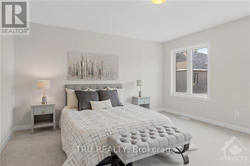 398 Peninsula Road, Ottawa, ON - Indoor Photo Showing Bedroom