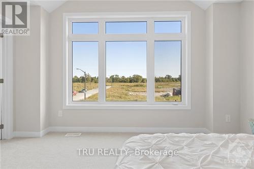 398 Peninsula Road, Ottawa, ON - Indoor Photo Showing Bedroom