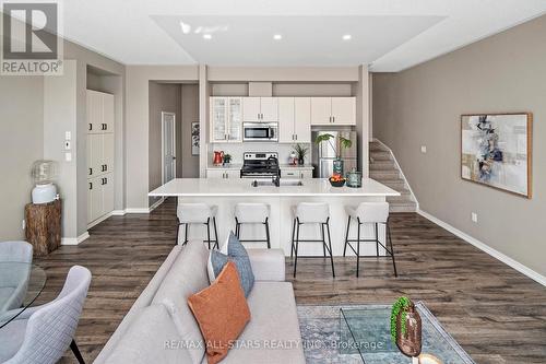 12516 Ninth Line, Whitchurch-Stouffville, ON - Indoor Photo Showing Kitchen