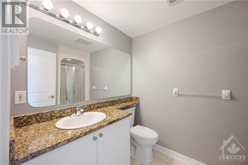 570 Laurier Avenue W Unit#1605, Ottawa, ON - Indoor Photo Showing Bathroom