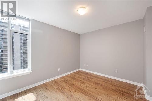 570 Laurier Avenue W Unit#1605, Ottawa, ON - Indoor Photo Showing Other Room