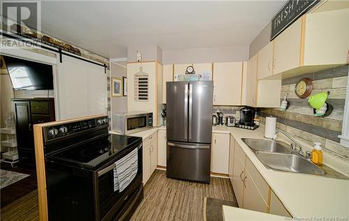 17 Murray Avenue, Fredericton, NB - Indoor Photo Showing Kitchen With Double Sink