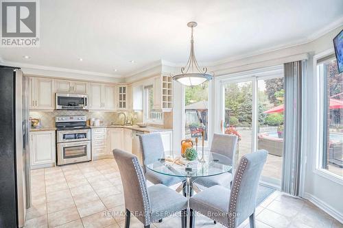 6 Mcarthur Heights, Brampton, ON - Indoor Photo Showing Dining Room