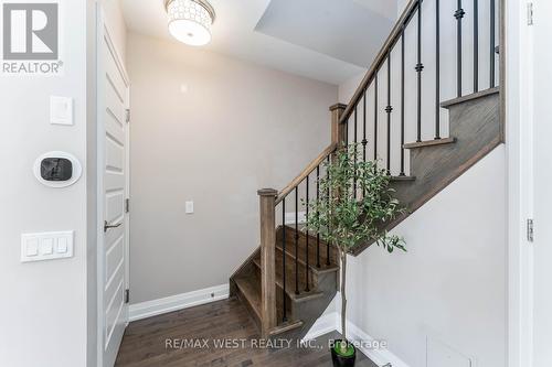 7 - 8171 Kipling Avenue, Vaughan (West Woodbridge), ON - Indoor Photo Showing Other Room