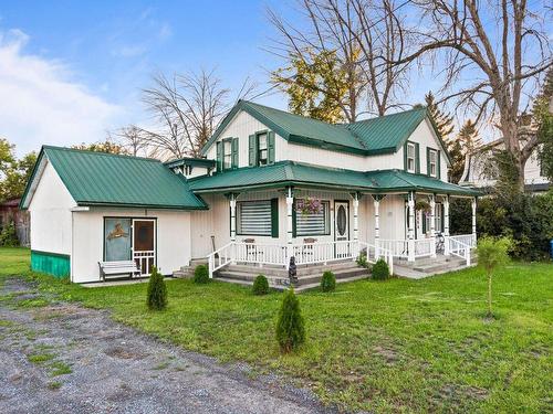 Frontage - 1886Z Ch. Ste-Angélique, Saint-Lazare, QC - Outdoor With Deck Patio Veranda