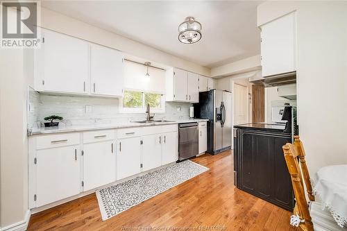 1796 Arthur Road, Windsor, ON - Indoor Photo Showing Kitchen