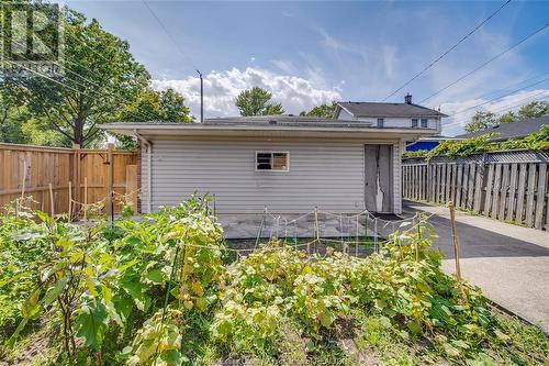 1796 Arthur Road, Windsor, ON - Outdoor