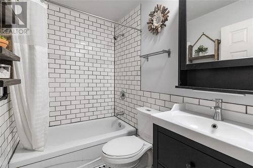 Awesome tile work in the bathroom - 323 Main Street W Unit#302, Merrickville, ON - Indoor Photo Showing Bathroom