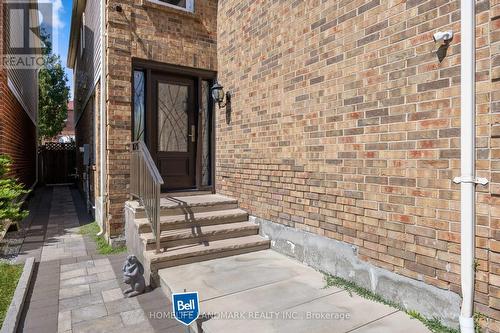 70 Carl Tennen Street, Vaughan (Brownridge), ON - Outdoor