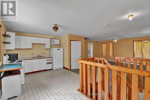 53 Dufferin Street S, New Tecumseth (Alliston), ON - Indoor Photo Showing Kitchen With Double Sink