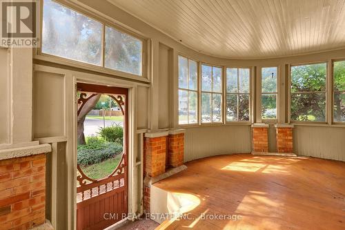 53 Dufferin Street S, New Tecumseth, ON - Indoor Photo Showing Other Room