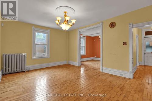 53 Dufferin Street S, New Tecumseth, ON - Indoor Photo Showing Other Room