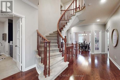 4 Theobalds Circle, Richmond Hill, ON - Indoor Photo Showing Other Room