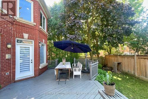 4 Theobalds Circle, Richmond Hill, ON - Outdoor With Deck Patio Veranda