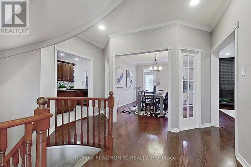 4 Theobalds Circle, Richmond Hill, ON - Indoor Photo Showing Other Room