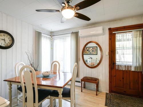 Salle Ã  manger - 1460 Rue Deschambault, Sainte-Adèle, QC - Indoor Photo Showing Dining Room