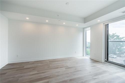 370 Martha Street|Unit #309, Burlington, ON - Indoor Photo Showing Other Room