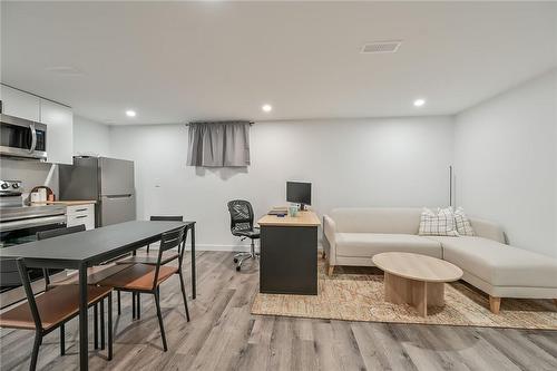 23 Ameer Drive, St. Catharines, ON - Indoor Photo Showing Other Room