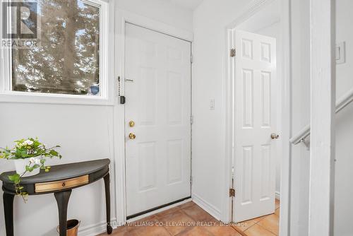 1136 Bronte Road, Oakville, ON - Indoor Photo Showing Other Room