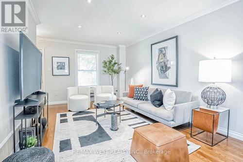 303 Maria Street, Toronto (Junction Area), ON - Indoor Photo Showing Living Room