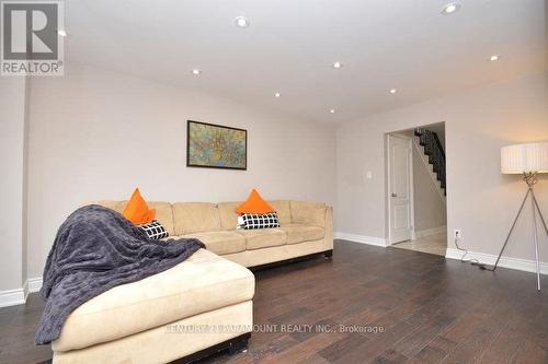 13 Denlow Drive, Brampton (Fletcher'S West), ON - Indoor Photo Showing Living Room