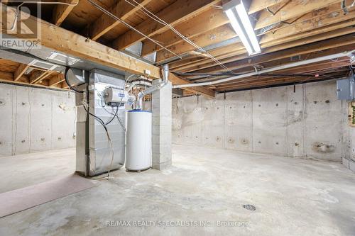 2454 Goodison Avenue, Mississauga, ON - Indoor Photo Showing Basement