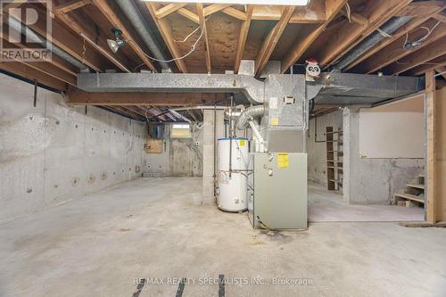 2454 Goodison Avenue, Mississauga, ON - Indoor Photo Showing Basement