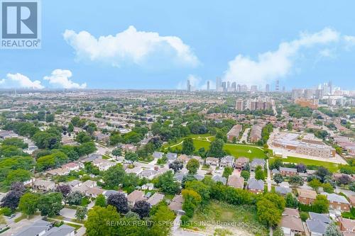 2454 Goodison Avenue, Mississauga (Cooksville), ON - Outdoor With View