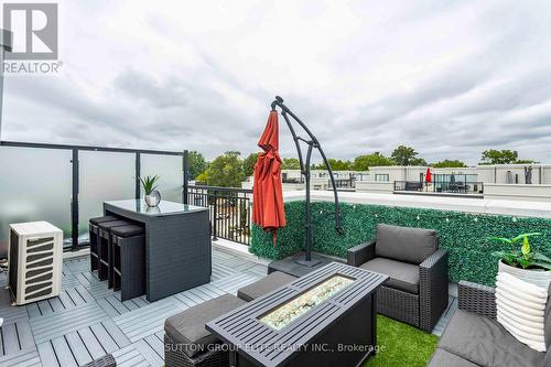 220 - 652 Cricklewood Drive, Mississauga (Mineola), ON - Outdoor With Deck Patio Veranda With Exterior