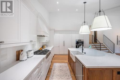 1665 Missenden Crescent, Mississauga (Clarkson), ON - Indoor Photo Showing Kitchen