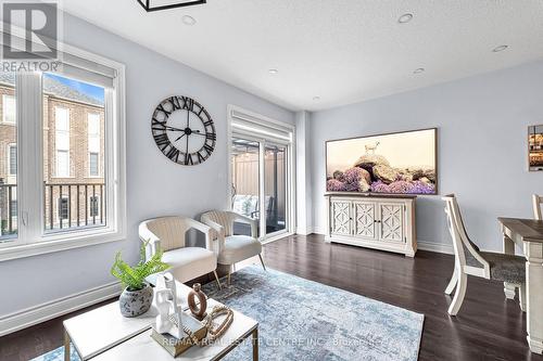 429 Rivermont Road, Brampton (Bram West), ON - Indoor Photo Showing Living Room