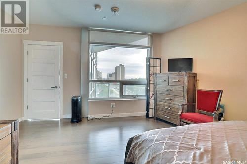 502 2300 Broad Street, Regina, SK - Indoor Photo Showing Bedroom