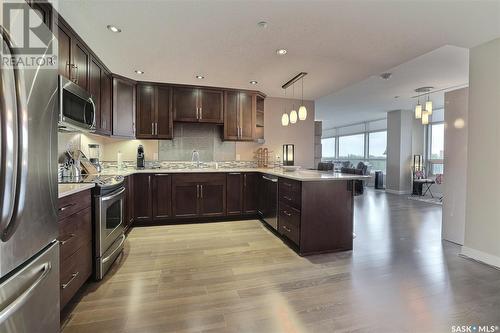 502 2300 Broad Street, Regina, SK - Indoor Photo Showing Kitchen With Upgraded Kitchen