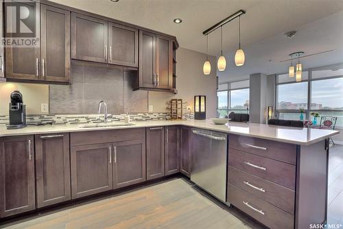 502 2300 Broad Street, Regina, SK - Indoor Photo Showing Kitchen With Upgraded Kitchen