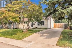 4 Marlborough CRESCENT  Saskatoon, SK S7L 3T7