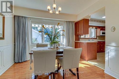 442 Regal Drive, London, ON - Indoor Photo Showing Dining Room