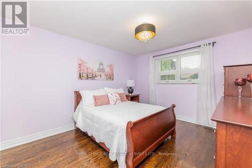 2123 Kawartha Crescent, Mississauga, ON - Indoor Photo Showing Bedroom