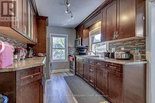 1891 Parkhurst Avenue, London, ON - Indoor Photo Showing Kitchen