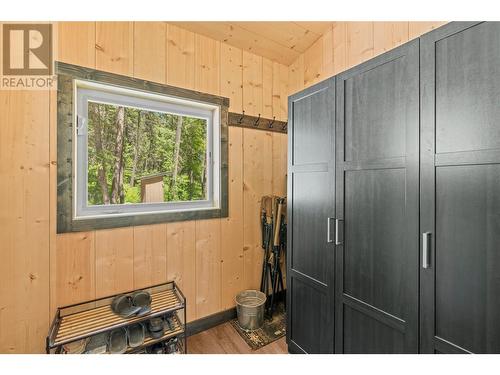 5950 Crouse Creek Forest, Westbridge, BC - Indoor Photo Showing Other Room