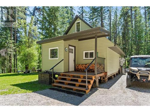 5950 Crouse Creek Forest, Westbridge, BC - Outdoor With Exterior