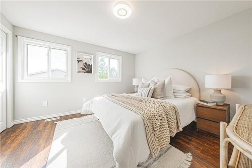 12 Naples Court, Thorold, ON - Indoor Photo Showing Bedroom