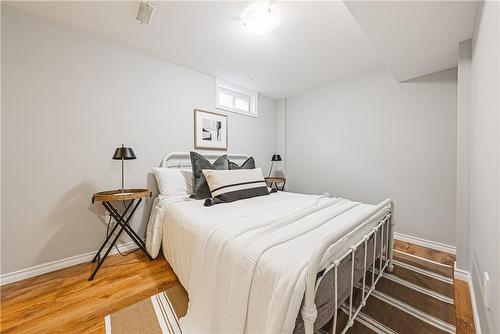 12 Naples Court, Thorold, ON - Indoor Photo Showing Bedroom