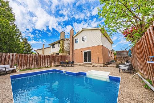 12 Naples Court, Thorold, ON - Outdoor With In Ground Pool