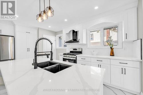 66 Howe Avenue, Hamilton, ON - Indoor Photo Showing Kitchen With Double Sink With Upgraded Kitchen