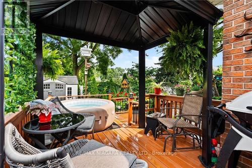 3196 St. George Avenue, Niagara Falls, ON - Outdoor With Deck Patio Veranda With Exterior