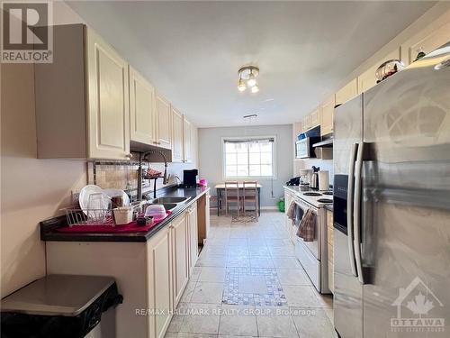 1901 Hampstead Place, Ottawa, ON - Indoor Photo Showing Kitchen With Double Sink