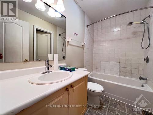 1901 Hampstead Place, Ottawa, ON - Indoor Photo Showing Bathroom